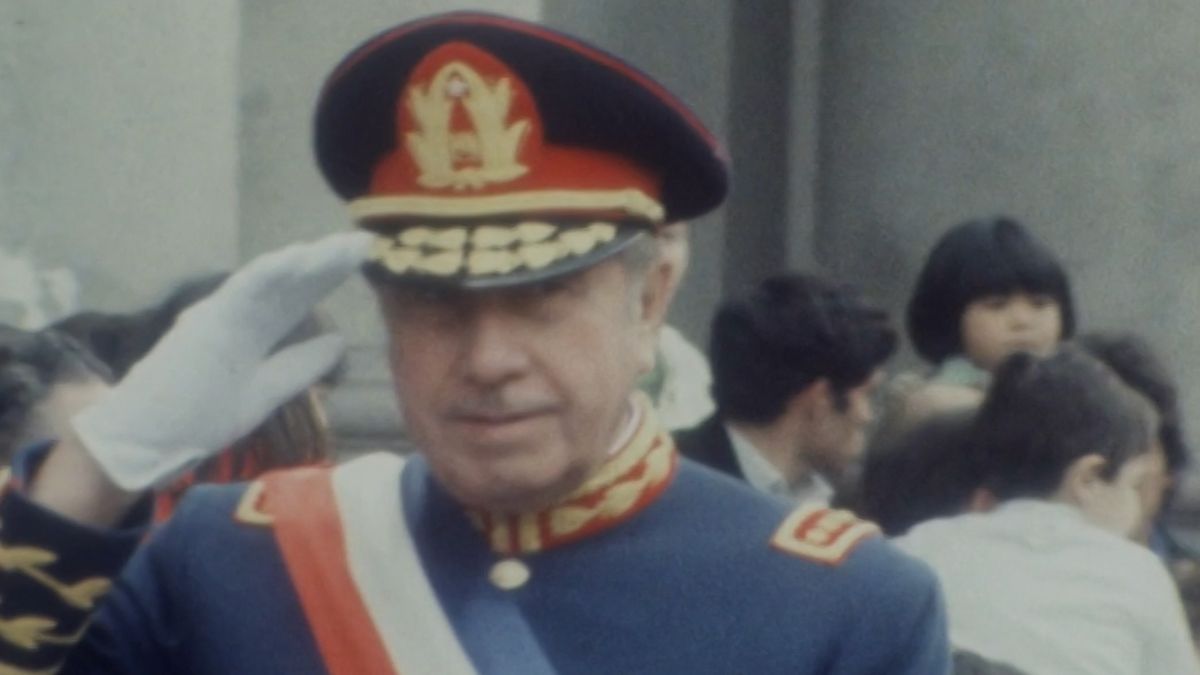 Puč v Chile ukončil vládu Salvadora Allendeho, moci se chopil Augusto Pinochet